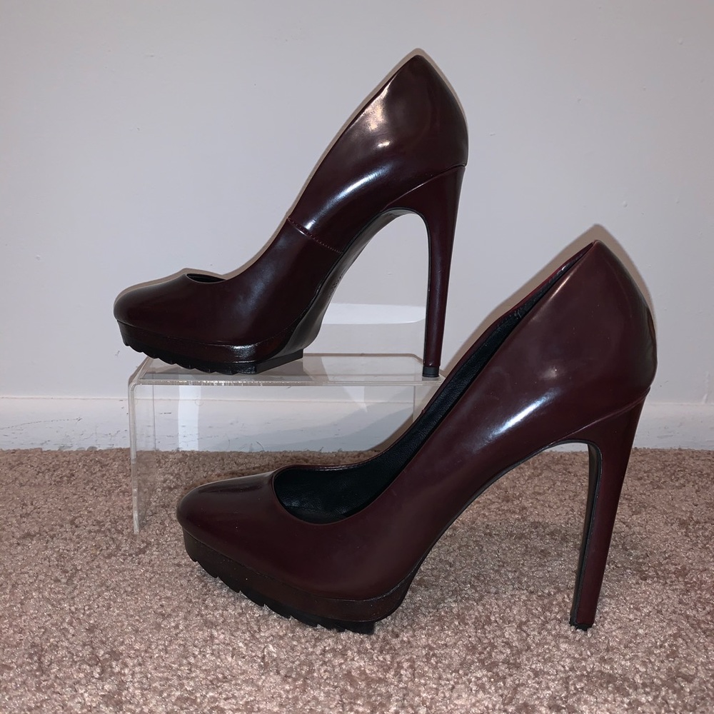 Zara Round Toe Tracked Sole Stilettos